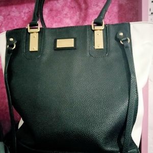 LULU BY LULU GUINNESS BLACK AND WHITE USED PURSE 11 1/4 X 12 3/8 HT.